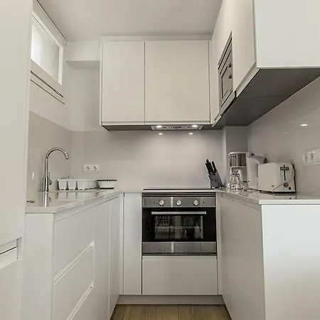 Playa Canadell Mar P Primera Linea De Mar Con Terraza - Wehost Costa Brava カレリャ・デ・パラフルジェリ